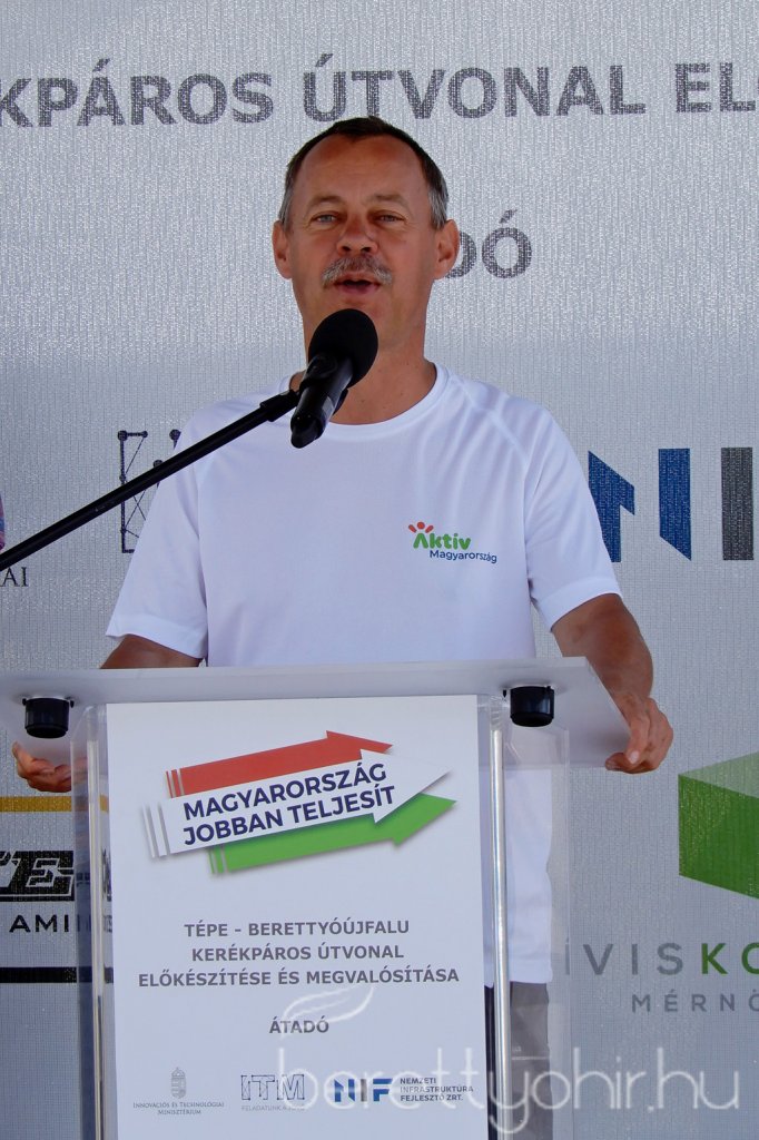 Átadták a Berettyóújfalu-Tépe kerékpárutat 06